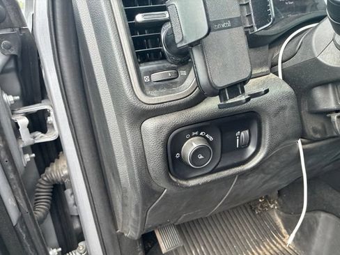 Used 2022 RAM 3500 Tradesman AWD/4WD image 9