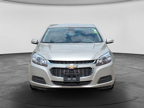 Used 2016 Chevrolet Malibu LT w/ Power Convenience Package FWD image 2