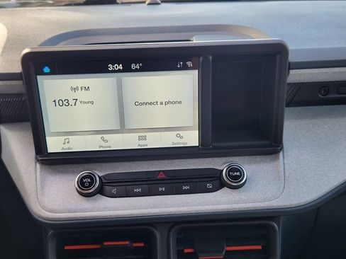 Used 2022 Ford Maverick XLT image 16