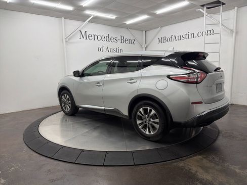 Used 2017 Nissan Murano S image 5