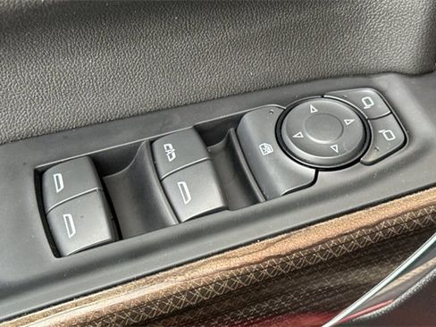 Used 2022 Chevrolet Silverado 1500 RST w/ Safety Package image 12