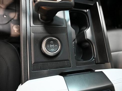 Used 2025 GMC Hummer EV 2X w/ LPO, Dark Essentials Package image 21