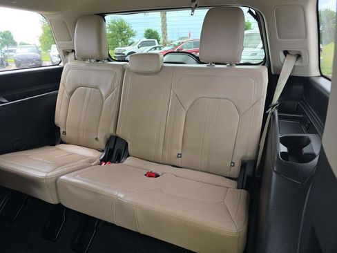Used 2024 Ford Expedition Limited AWD/4WD image 15