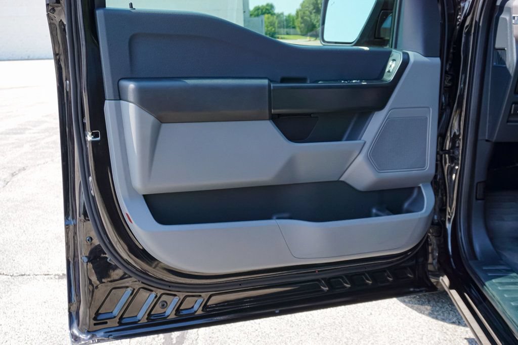 Used 2025 Ford F150 XL RWD image 15