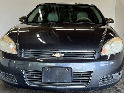 Used 2011 Chevrolet Impala LTZ image 3