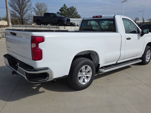 Used 2025 Chevrolet Silverado 1500 W/T image 6