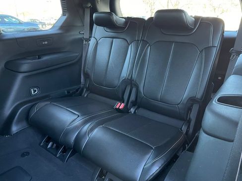 Used 2024 Jeep Grand Cherokee L Limited w/ Luxury Tech Group II AWD/4WD image 27