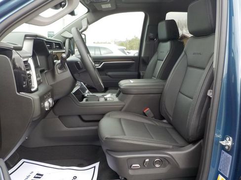 New 2026 GMC Sierra 3500 Denali w/ Denali Reserve Package AWD/4WD image 19