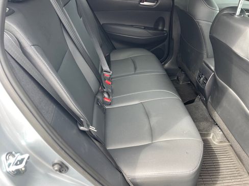 Used 2026 Toyota Corolla Cross XLE w/ Convenience Package FWD image 18