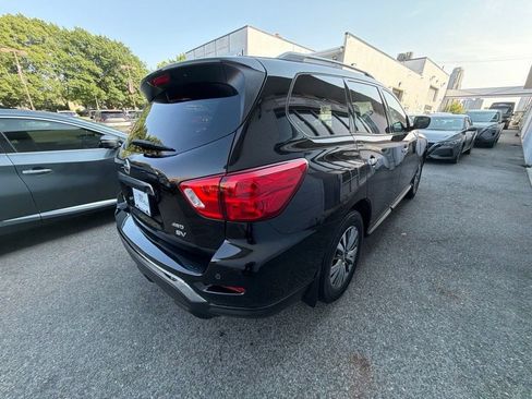 Used 2019 Nissan Pathfinder SV AWD/4WD image 6