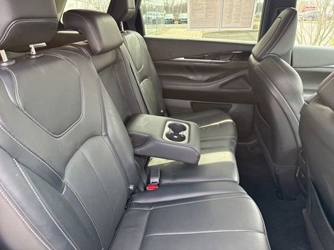 Certified 2023 INFINITI QX60 Pure image 15