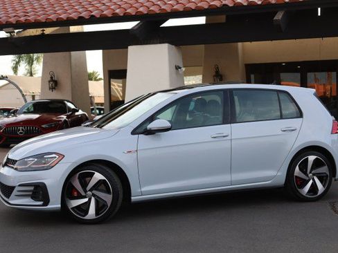 Used 2020 Volkswagen GTI SE FWD image 5