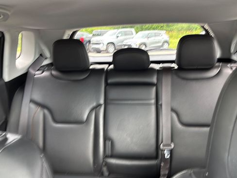 Used 2019 Jeep Compass Limited w/ Safety & Security Group AWD/4WD image 33