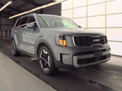 Used 2025 Kia Telluride S