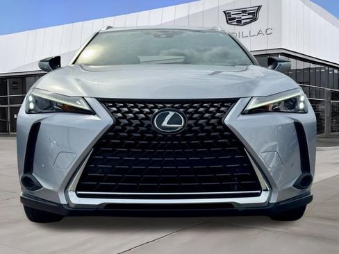Used 2023 Lexus UX 250h FWD w/ Premium Package image 3