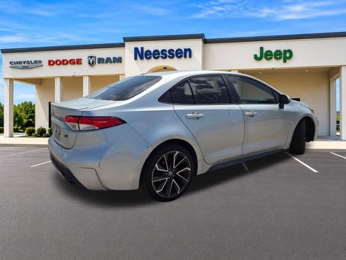 Used 2020 Toyota Corolla SE FWD image 7