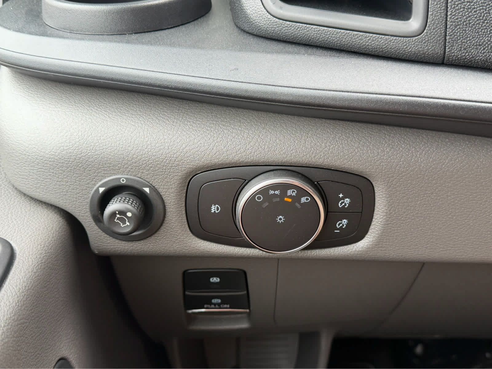 New 2026 Ford Transit 350 w/ Interior Upgrade Package RWD image 13