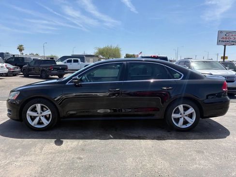 Used 2013 Volkswagen Passat 2.5 SE FWD image 3