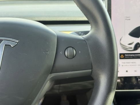 Used 2020 Tesla Model 3 Long Range image 15