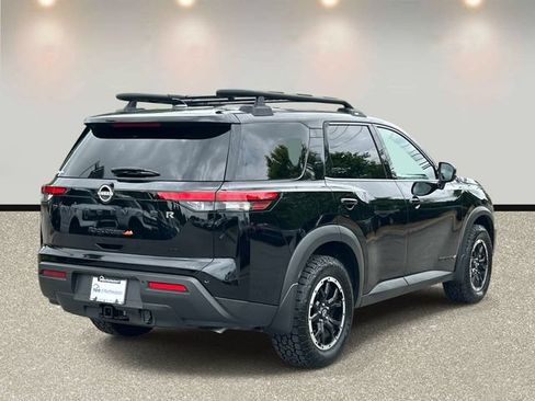 Used 2025 Nissan Pathfinder Rock Creek AWD/4WD image 5