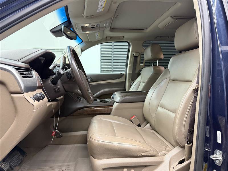 Used 2019 Chevrolet Tahoe LT w/ LT Signature Package AWD/4WD image 10