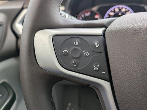 Used 2023 GMC Acadia SLT w/ Technology Package image 32