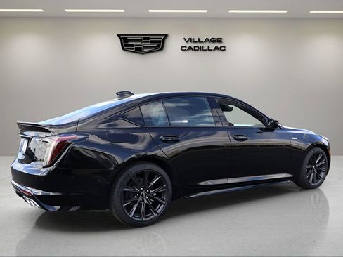 New 2026 Cadillac CT5 V image 4