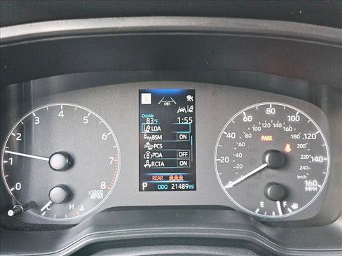 Used 2024 Toyota Corolla Cross LE FWD image 11