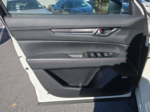 New 2025 MAZDA CX-5 Carbon Edition image 13