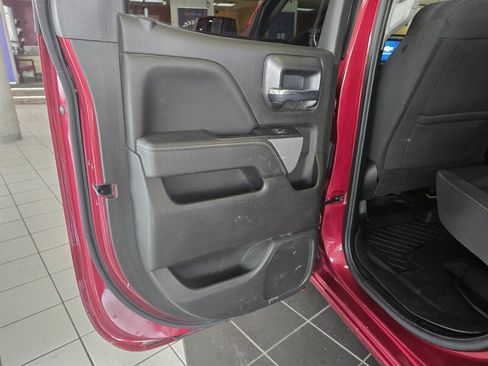 Used 2018 Chevrolet Silverado 1500 LT w/ All Star Edition AWD/4WD image 10