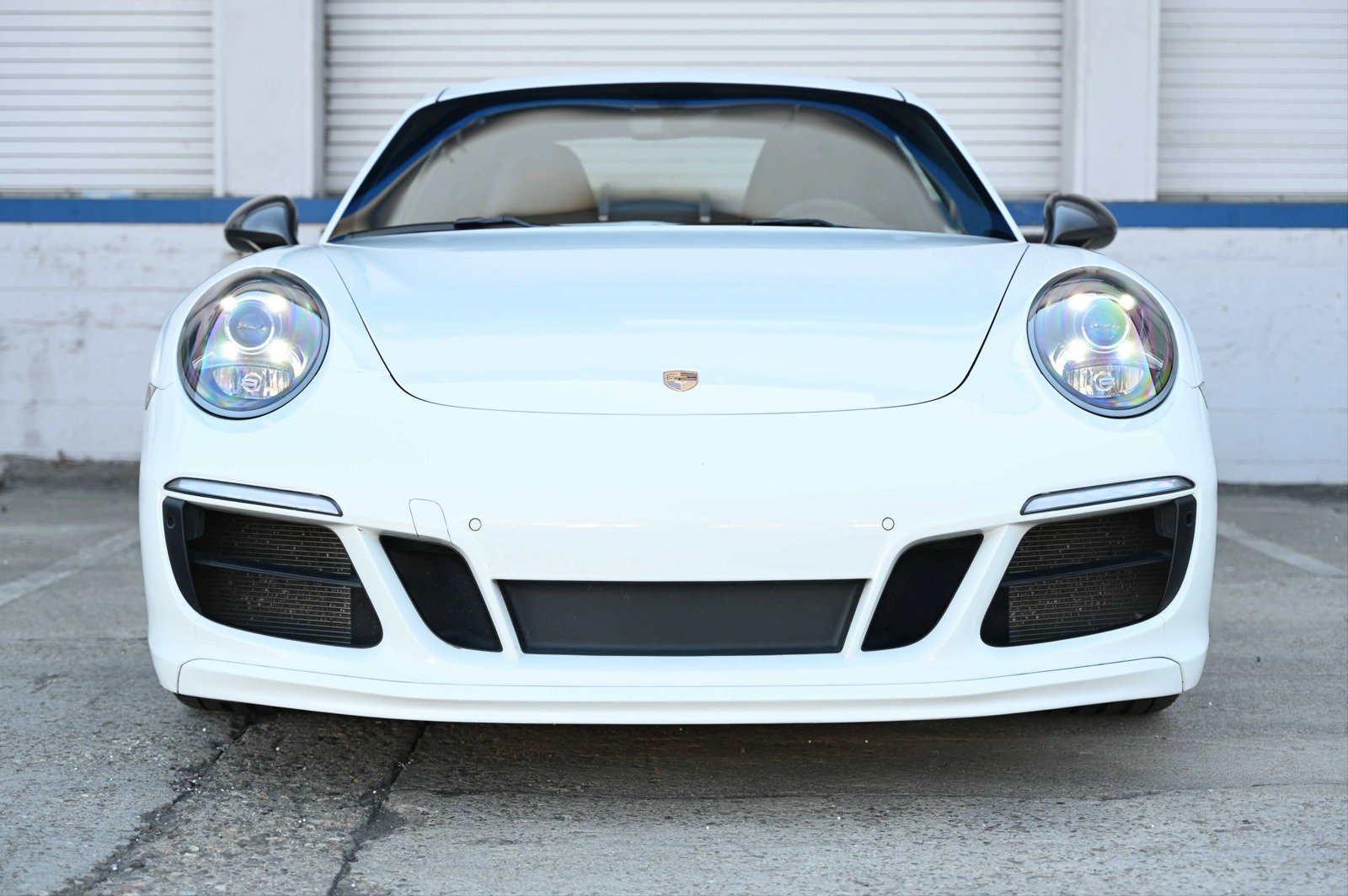Used 2018 Porsche 911 Carrera T RWD image 3