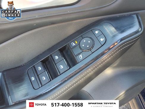 Used 2024 Nissan Rogue SV FWD image 16