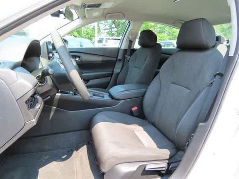 Certified 2023 Honda Accord LX image 11