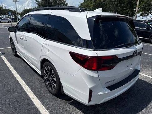 Certified 2025 Honda Odyssey Elite image 4