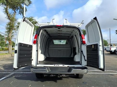 New 2026 Chevrolet Express 2500 w/ Driver Convenience Package RWD image 12