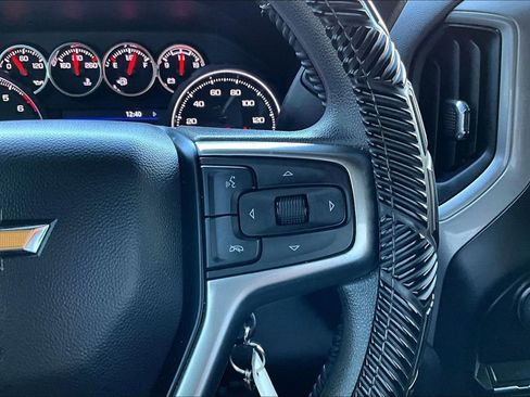 Used 2022 Chevrolet Silverado 1500 Custom w/ LPO, Blackout Package image 24