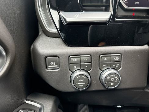 New 2026 GMC Sierra 1500 Elevation AWD/4WD image 18