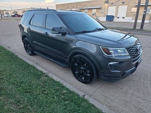 Used 2019 Ford Explorer Sport w/ Equipment Group 401A image 3