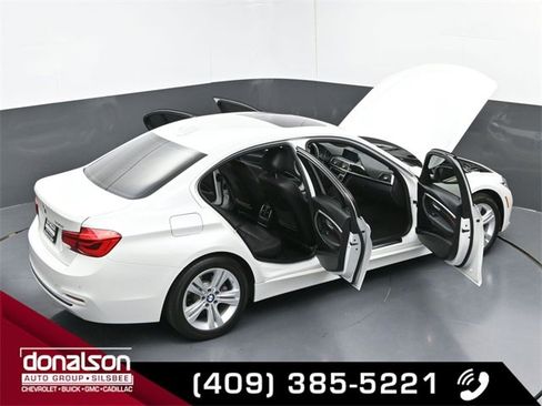 Used 2018 BMW 330i Sedan image 24