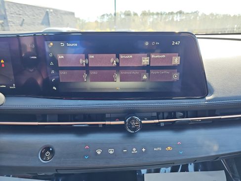 Used 2024 Nissan Ariya AWD image 21