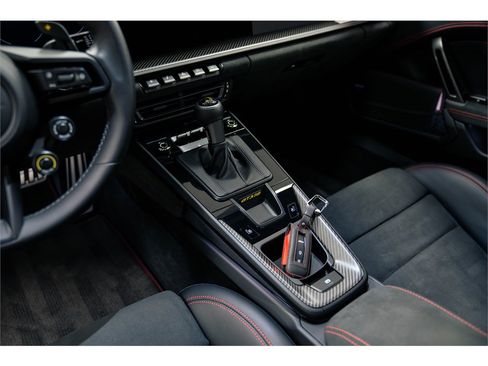 Used 2024 Porsche 911 GT3 RS RWD image 29