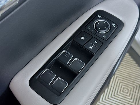 Used 2020 Lexus RX 350 AWD w/ Premium Package image 17