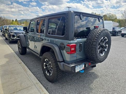 Used 2025 Jeep Wrangler Unlimited Rubicon 4xe w/ Safety Group AWD/4WD image 4