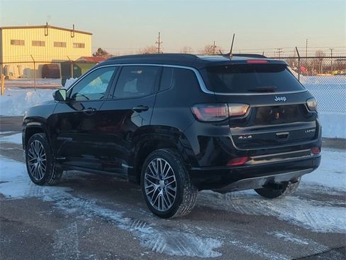 Used 2024 Jeep Compass Limited w/ Elite Group image 5