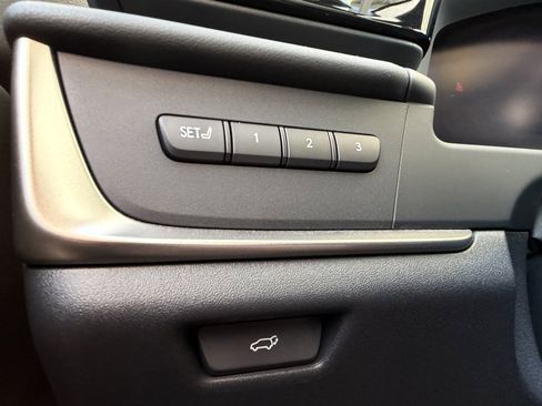 Used 2023 Lexus RZ 450e Premium image 24