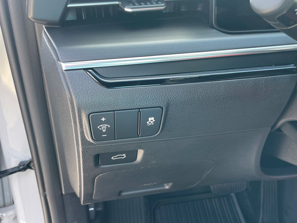 New 2026 Kia K5 GT-Line w/ GT-Line Premium Package FWD image 13