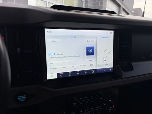 Used 2022 Ford Bronco Wildtrak image 38