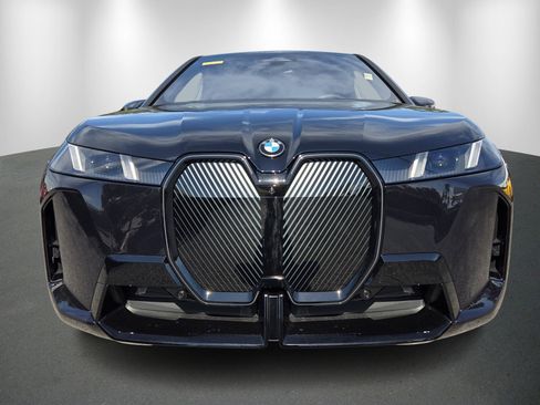 New 2026 BMW iX xDrive60 w/ M Sport Package image 2
