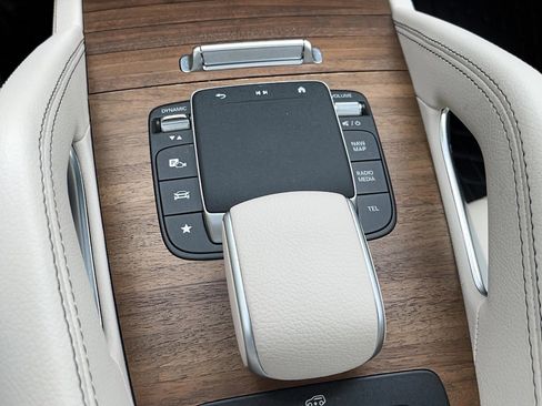 Certified 2024 Mercedes-Benz GLS 450 4MATIC image 16