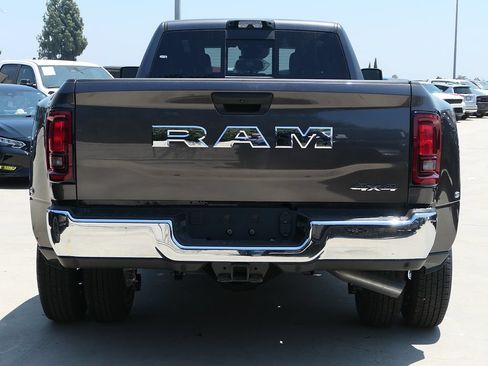 New 2026 RAM 3500 Tradesman AWD/4WD image 4